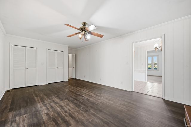 304 N Bayberry Lane, Muncie, IN 47304