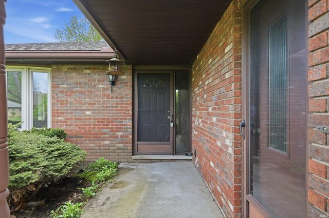 304 N Bayberry Lane, Muncie, IN 47304