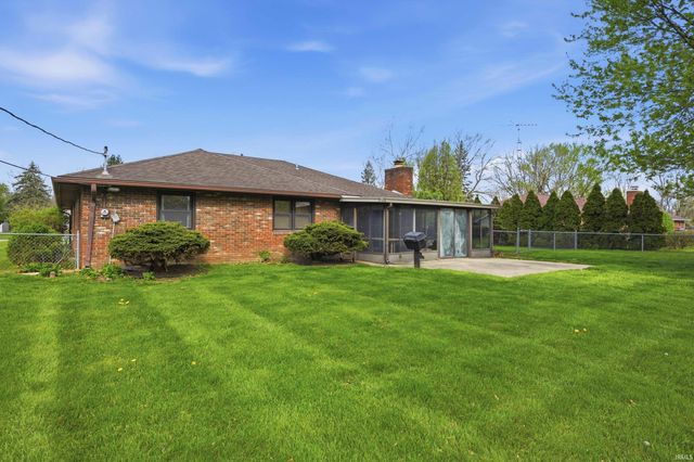 304 N Bayberry Lane, Muncie, IN 47304