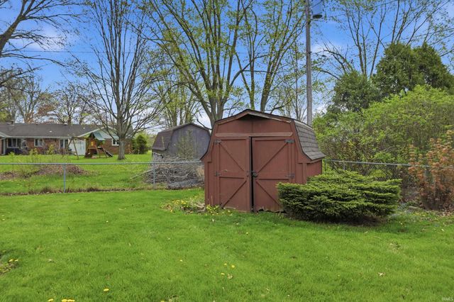 304 N Bayberry Lane, Muncie, IN 47304
