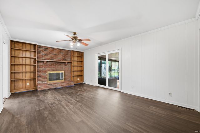 304 N Bayberry Lane, Muncie, IN 47304