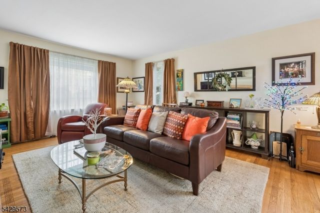 192 Elmwood Ave, Union Twp., NJ 07083