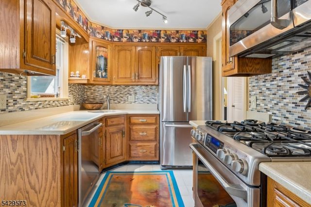 192 Elmwood Ave, Union Twp., NJ 07083