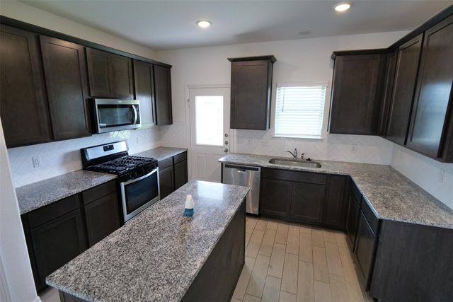 5719 Tabula Rasa Drive, Katy, TX 77493