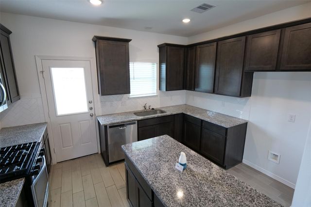 5719 Tabula Rasa Drive, Katy, TX 77493