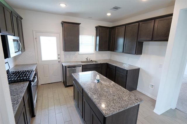 5719 Tabula Rasa Drive, Katy, TX 77493