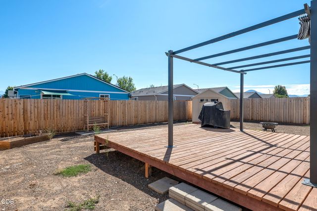 7920 Jacqueline Way, White City, OR 97503