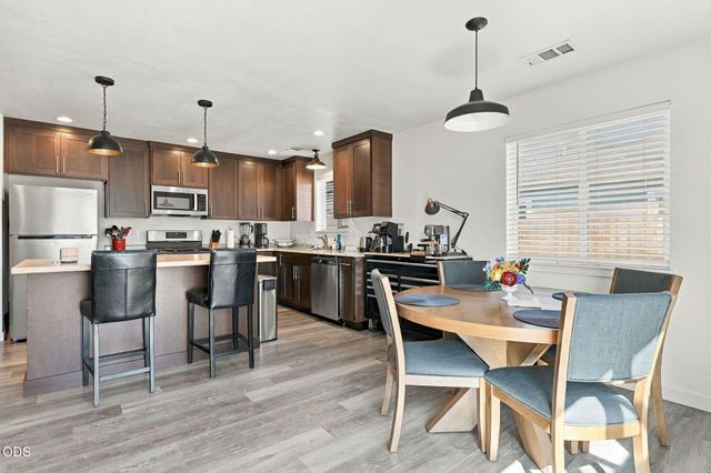 7920 Jacqueline Way, White City, OR 97503