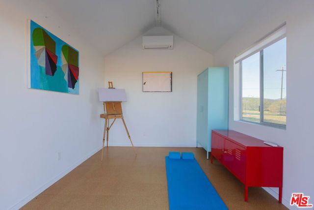 3925 Valley Vista Avenue, Yucca Valley, CA 92284