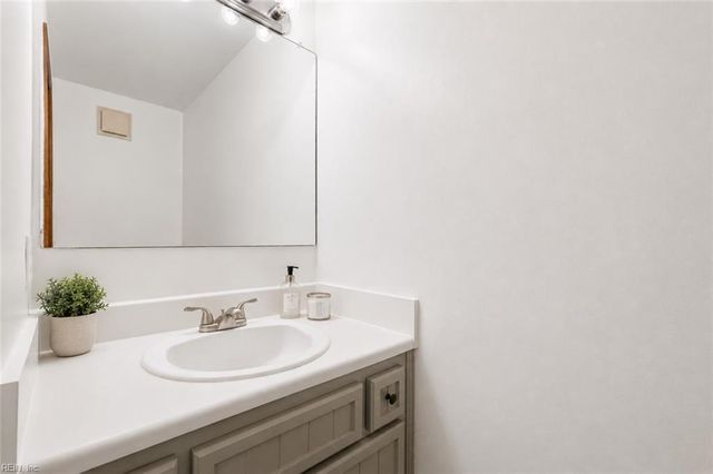 1505 Hadley CT, Virginia Beach, VA 23456