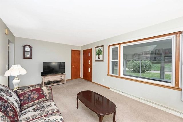 1325 Delverne Avenue SW, Canton, OH 44710