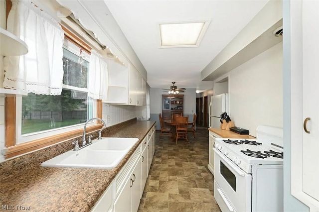 1325 Delverne Avenue SW, Canton, OH 44710