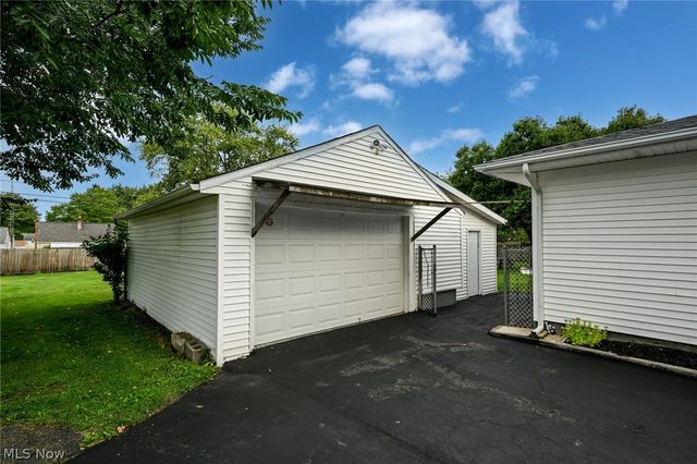 1325 Delverne Avenue SW, Canton, OH 44710