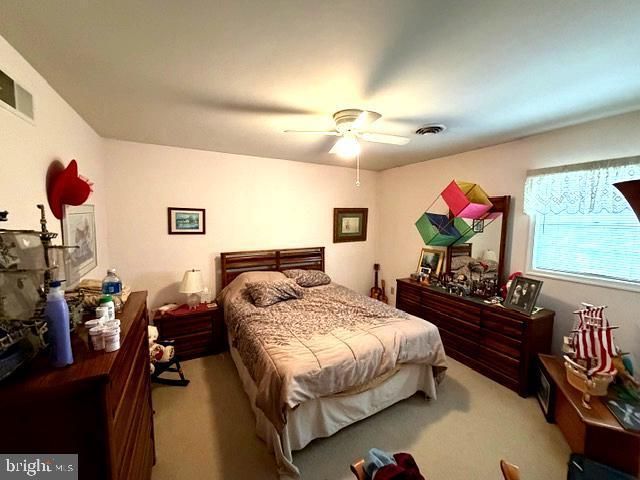 53 EDGELEA DR, Chambersburg, PA 17201