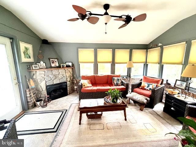 53 EDGELEA DR, Chambersburg, PA 17201