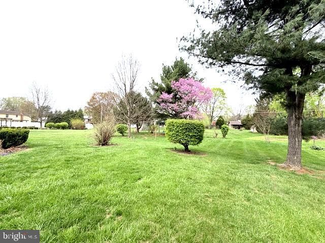 53 EDGELEA DR, Chambersburg, PA 17201