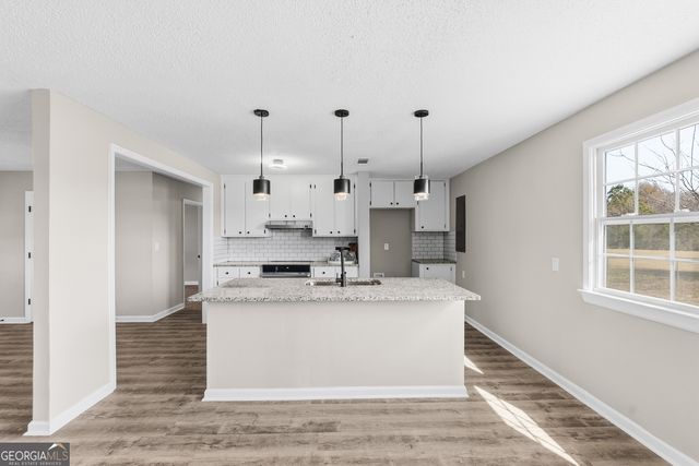 167 Erin Court, Byron, GA 31008