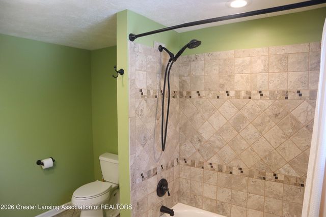 1220 W Hillsdale Street, Lansing, MI 48915