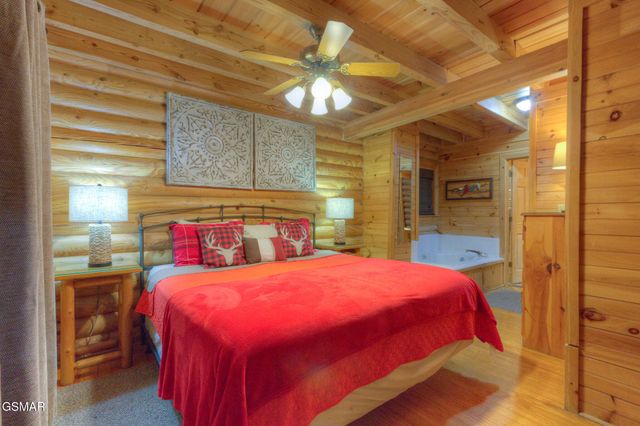 3139 Smoky Ridge Way, Sevierville, TN 37876