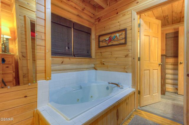 3139 Smoky Ridge Way, Sevierville, TN 37876