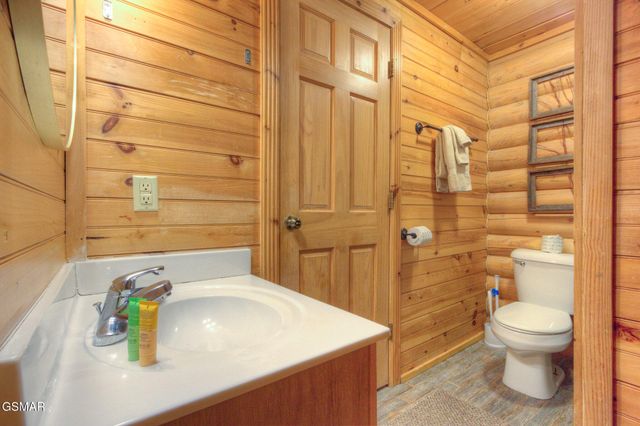 3139 Smoky Ridge Way, Sevierville, TN 37876