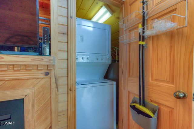 3139 Smoky Ridge Way, Sevierville, TN 37876