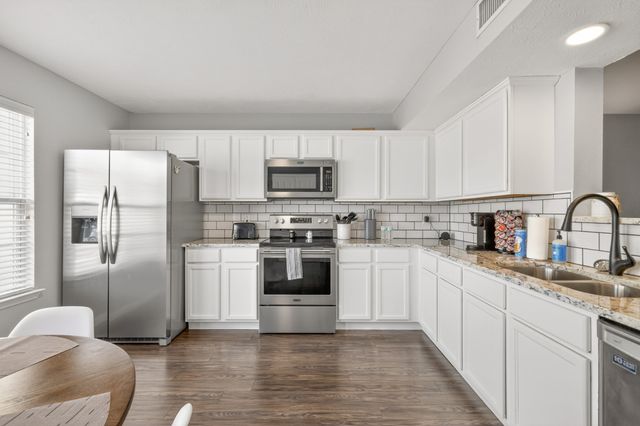 1011 Wolves Den Pl, Murfreesboro, TN 37128