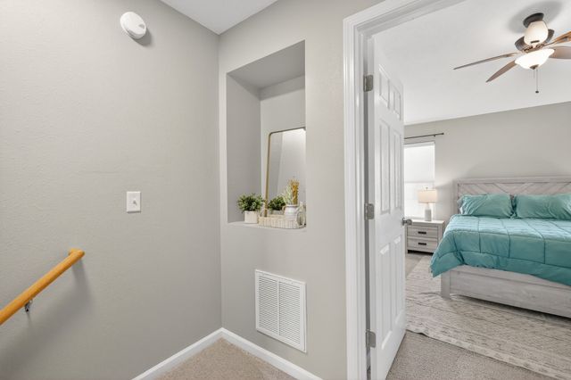 1011 Wolves Den Pl, Murfreesboro, TN 37128