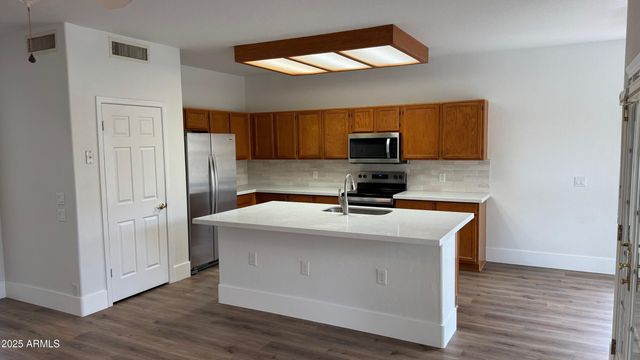 1816 N SALEM Street, Mesa, AZ 85205