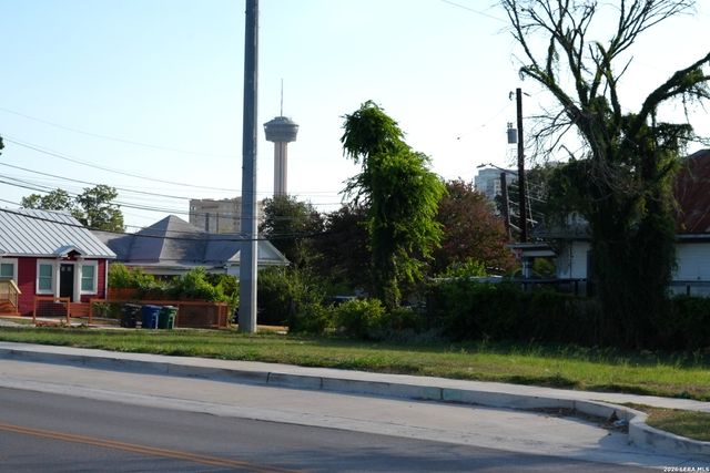 629 BURNET ST, San Antonio, TX 78202