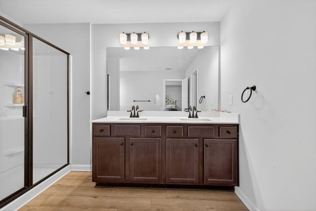 41 Station Overlook Way, Auburn, GA 30011