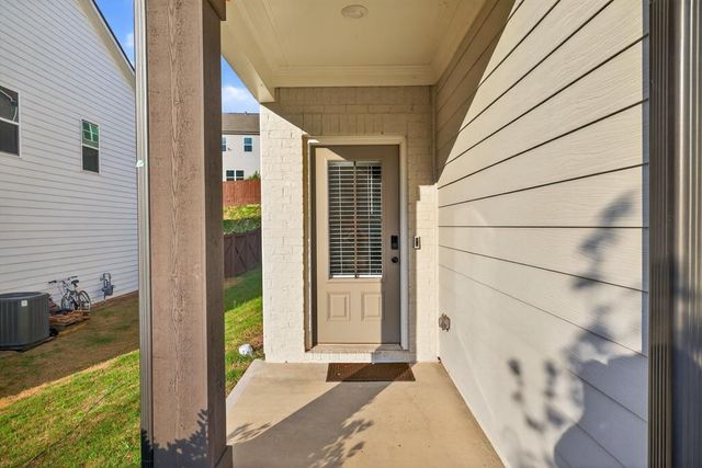 41 Station Overlook Way, Auburn, GA 30011