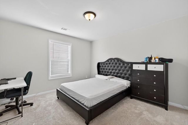 41 Station Overlook Way, Auburn, GA 30011