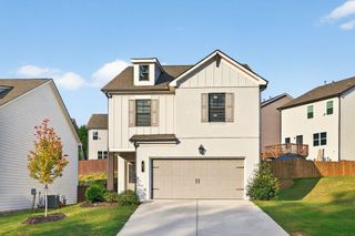 41 Station Overlook Way, Auburn, GA 30011