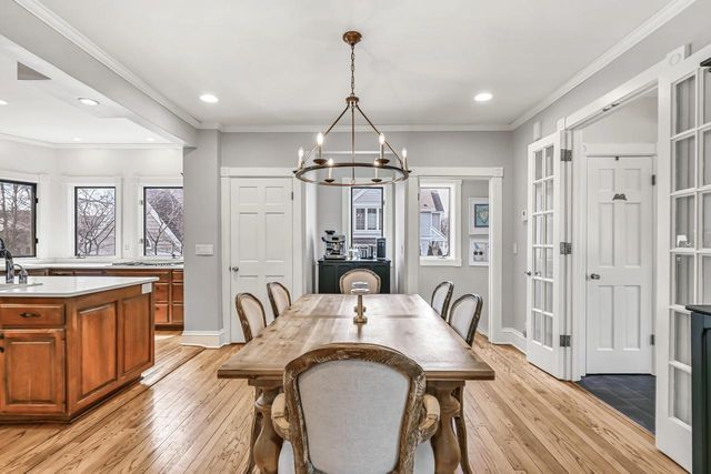 806 E Beaumont AVENUE, Whitefish Bay, WI 53217