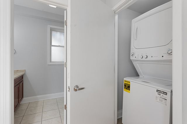 7730 N Ashland Avenue C1, Chicago, IL 60626