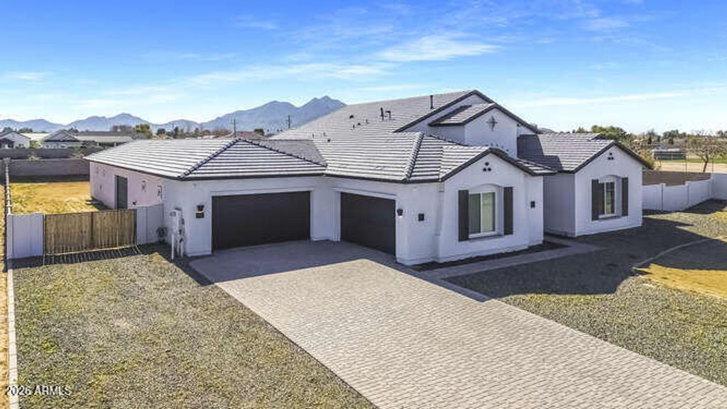 18815 E COUNTRY MEADOWS Court, Queen Creek, AZ 85142