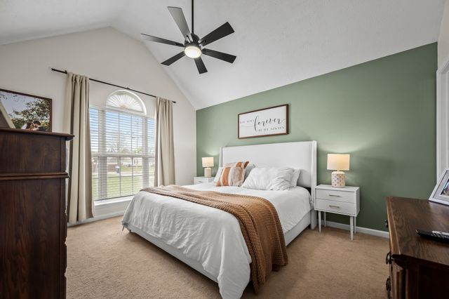 219 TOWBRIDGE DR, Murfreesboro, TN 37129