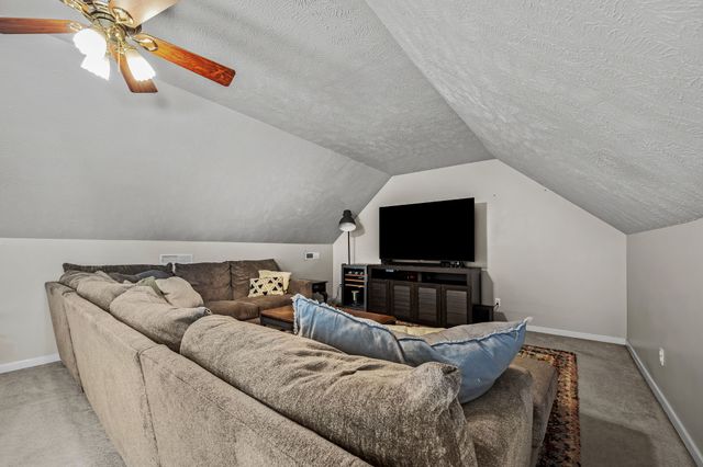 219 TOWBRIDGE DR, Murfreesboro, TN 37129