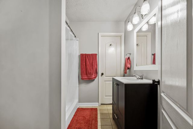 219 TOWBRIDGE DR, Murfreesboro, TN 37129