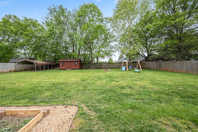 219 TOWBRIDGE DR, Murfreesboro, TN 37129