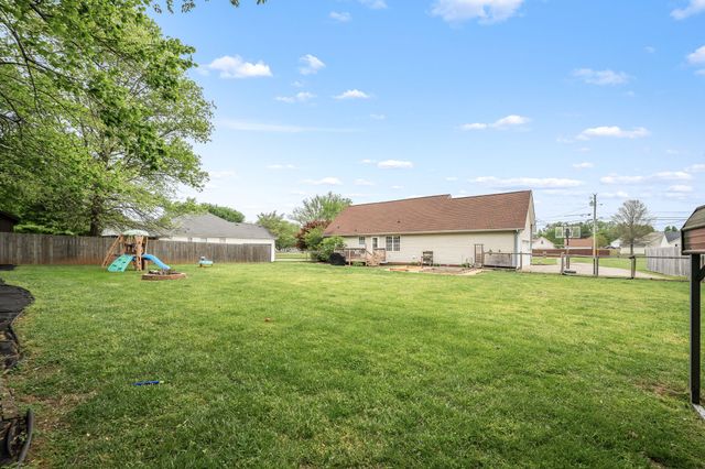 219 TOWBRIDGE DR, Murfreesboro, TN 37129