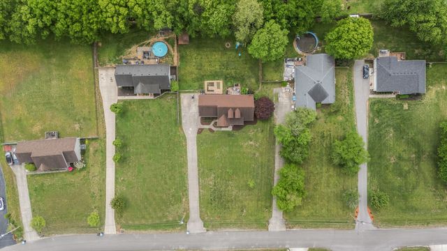 219 TOWBRIDGE DR, Murfreesboro, TN 37129