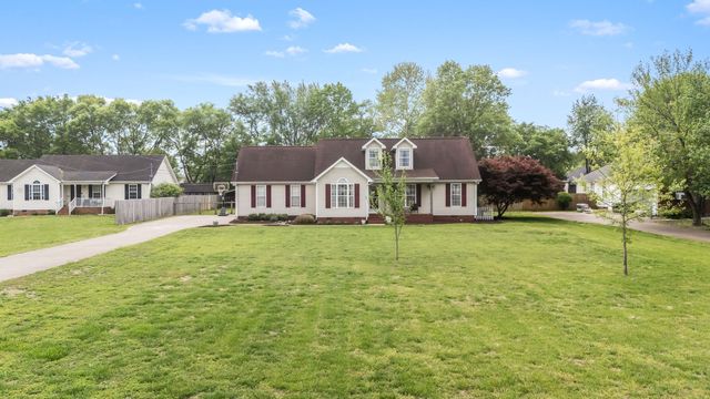 219 TOWBRIDGE DR, Murfreesboro, TN 37129