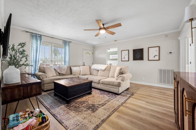 219 TOWBRIDGE DR, Murfreesboro, TN 37129