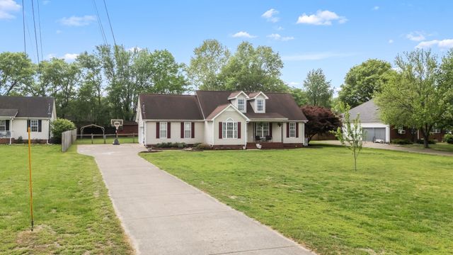 219 TOWBRIDGE DR, Murfreesboro, TN 37129