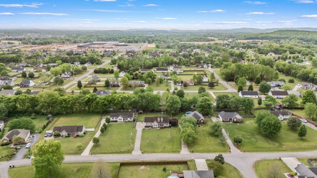 219 TOWBRIDGE DR, Murfreesboro, TN 37129