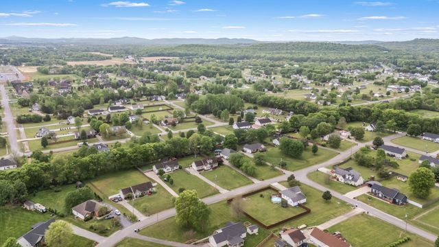 219 TOWBRIDGE DR, Murfreesboro, TN 37129