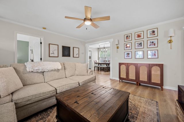 219 TOWBRIDGE DR, Murfreesboro, TN 37129