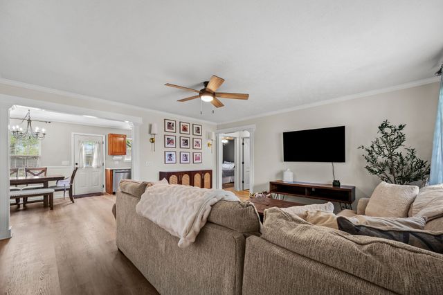 219 TOWBRIDGE DR, Murfreesboro, TN 37129